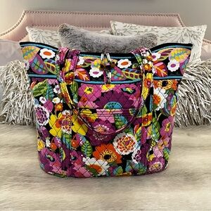 VERA BRADLEY Va Va Bloom 2012 Large Toggle Tote Purple Yellow Pink Big Floral